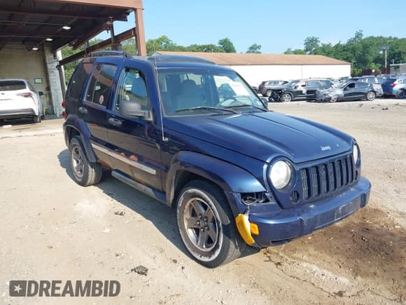 ✅ 2007 Jeep Liberty Limited • VIN: 1J4GL58K97W537119 • Lot: 42800565. Listed on IAAI with 151,903 mi. Free auction sales archive from the USA and detailed vehicle history report at DreamBid. Image 1.