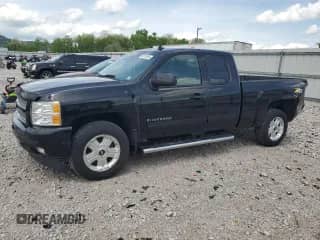2013 Chevrolet Silverado 1500 LTZ with VIN 1GCRKTE72DZ414083, listed as a Copart auction lot 55218165 with 180,241 mi miles and Salvage title. Bid and sale history available at DreamBid. Image 1.
