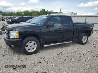 ✅ 2013 Chevrolet Silverado 1500 LTZ • VIN: 1GCRKTE72DZ414083 • Lot: 55218165. Listed on Copart with 180,241 mi. Free auction sales archive from the USA and detailed vehicle history report at DreamBid. Image 1.