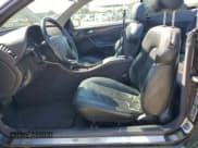 ✅ 2001 Mercedes-Benz CLK 320/430 • VIN: WDBLK65G11T061811 • Lot: 63698765. Wystawiony na Copart z przebiegiem 124 616 mil. Bezpłatny archiwum sprzedaży aukcyjnych z USA i szczegółowy raport historii pojazdu na DreamBid. Zdjęcie 7.