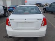 ✅ 2008 Suzuki Forenza • VIN: KL5JD56Z88K928012 • Lot: 41496425. Wystawiony na IAAI z przebiegiem 117 619 mil. Bezpłatny archiwum sprzedaży aukcyjnych z USA i szczegółowy raport historii pojazdu na DreamBid. Zdjęcie 16.