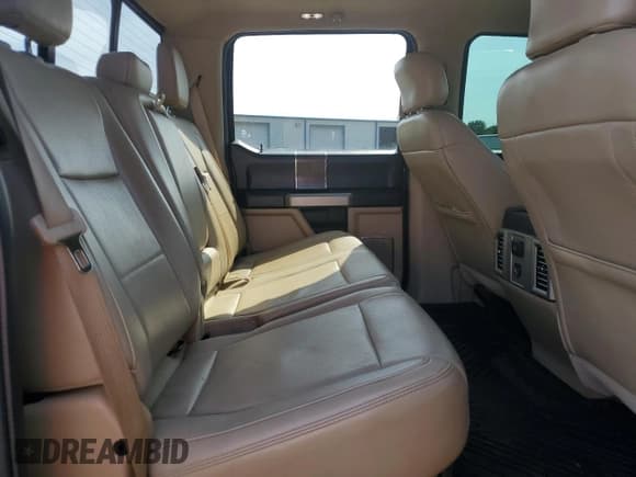 ✅ 2017 Ford F-250 Lariat • VIN: 1FT7W2BT4HEC51599 • Лот: 70641505. Опубликован ранее на Copart с пробегом 88 410 миль. Бесплатный доступ к архиву аукционных продаж из США и подробный отчёт об истории автомобиля на DreamBid. Изображение 10.