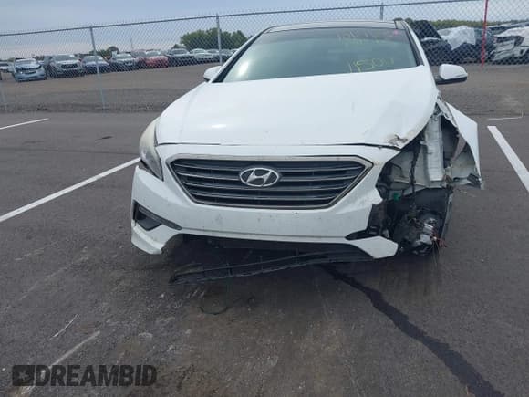 ✅ 2015 Hyundai Sonata Sport • VIN: 5NPE34AF5FH166629 • Лот: 43517254. Опубликован ранее на IAAI с пробегом 187 425 миль. Бесплатный доступ к архиву аукционных продаж из США и подробный отчёт об истории автомобиля на DreamBid. Изображение 12.