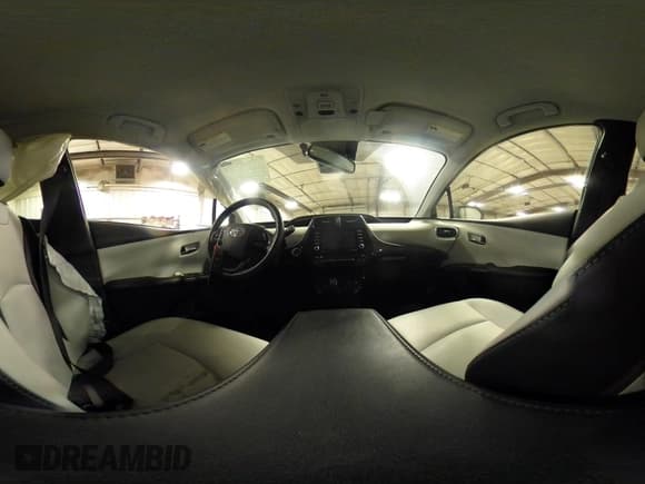 ✅ 2022 Toyota Prius LE • VIN: JTDL9MFU4N3035988 • Lot: 41389054. Wystawiony na IAAI z przebiegiem 56 633 mil. Bezpłatny archiwum sprzedaży aukcyjnych z USA i szczegółowy raport historii pojazdu na DreamBid. Zdjęcie 18.