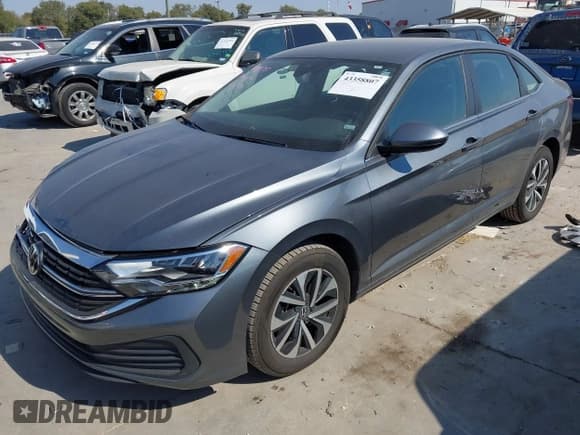 ✅ 2024 Volkswagen Jetta S • VIN: 3VW5M7BU9RM071689 • Lot: 43358807. Listed on IAAI with 40,285 mi. Free auction sales archive from the USA and detailed vehicle history report at DreamBid. Image 17.