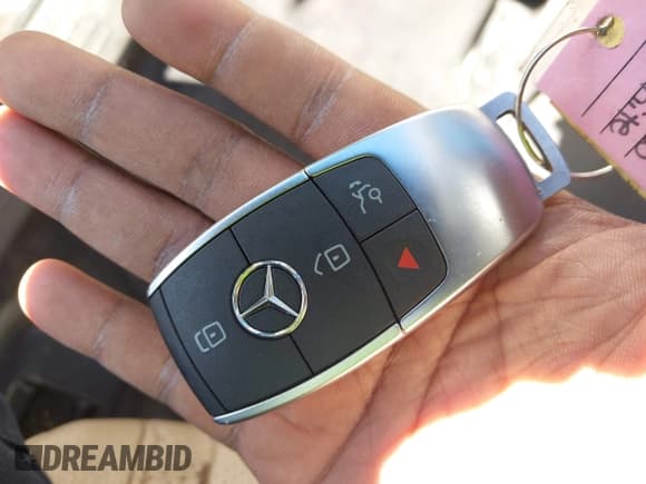 ✅ 2020 Mercedes-Benz GLS 450 • VIN: 4JGFF5KE4LA199370 • Lot: 43603285. Wystawiony na IAAI z przebiegiem 67 872 mil. Bezpłatny archiwum sprzedaży aukcyjnych z USA i szczegółowy raport historii pojazdu na DreamBid. Zdjęcie 11.