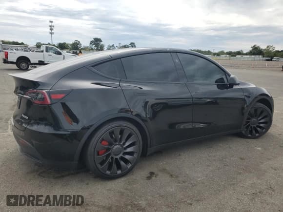 ✅ 2025 Tesla Model Y Performance • VIN: 7SAYGDEF7SA350653 • Лот: 80796825. Опубликован ранее на Copart с пробегом 9 700 миль. Бесплатный доступ к архиву аукционных продаж из США и подробный отчёт об истории автомобиля на DreamBid. Изображение 3.