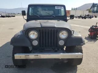 ✅ 1984 Jeep CJ • VIN: 1JCCF87E1ET133706 • Lot: 65061625. Wystawiony na Copart z przebiegiem 192 629 mil. Bezpłatny archiwum sprzedaży aukcyjnych z USA i szczegółowy raport historii pojazdu na DreamBid. Zdjęcie 5.
