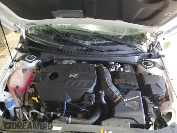 ✅ 2025 Hyundai Elantra • VIN: KMHLW4DK3SU023357 • Lot: 87805395. Listed on Copart with 3,670 mi. Free auction sales archive from the USA and detailed vehicle history report at DreamBid. Image 12.