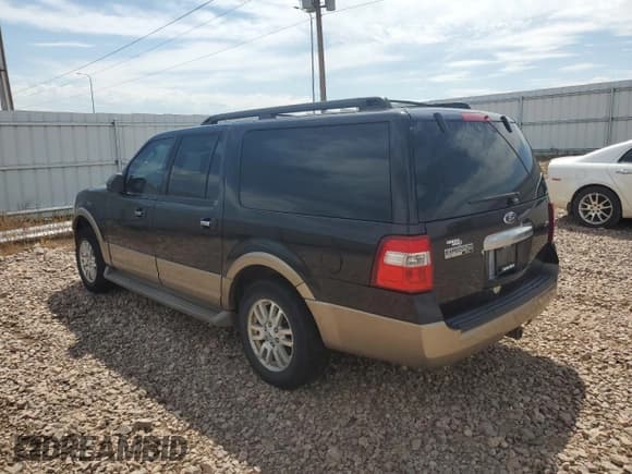 ✅ 2013 Ford Expedition Max XLT • VIN: 1FMJK1J57DEF16780 • Лот: 68306175. Опубликован ранее на Copart с пробегом 246 471 миль. Бесплатный доступ к архиву аукционных продаж из США и подробный отчёт об истории автомобиля на DreamBid. Изображение 2.