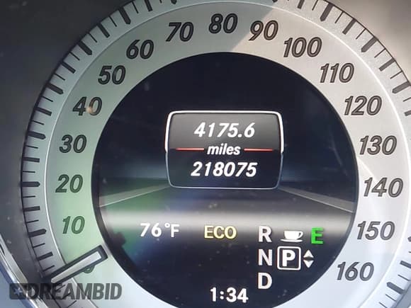 ✅ 2013 Mercedes-Benz GLK 350 • VIN: WDCGG8JB8DG109077 • Lot: 43320652. Wystawiony na IAAI z przebiegiem 218 075 mil. Bezpłatny archiwum sprzedaży aukcyjnych z USA i szczegółowy raport historii pojazdu na DreamBid. Zdjęcie 15.