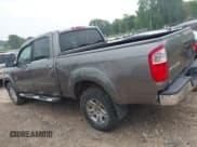 ✅ 2005 Toyota Tundra Limited • VIN: 5TBET38105S467542 • Lot: 42882565. Wystawiony na IAAI z przebiegiem Nie podano. Bezpłatny archiwum sprzedaży aukcyjnych z USA i szczegółowy raport historii pojazdu na DreamBid. Zdjęcie 14.