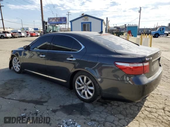 ✅ 2009 Lexus LS 460 • VIN: JTHCL46F995002562 • Lot: 82642325. Listed on Copart with 150,521 mi. Free auction sales archive from the USA and detailed vehicle history report at DreamBid. Image 2.