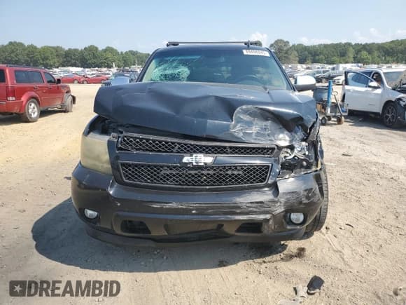 ✅ 2011 Chevrolet Tahoe LTZ • VIN: 1GNSCCE03BR396389 • Lot: 69406045. Listed on Copart with 215,786 mi. Free auction sales archive from the USA and detailed vehicle history report at DreamBid. Image 5.