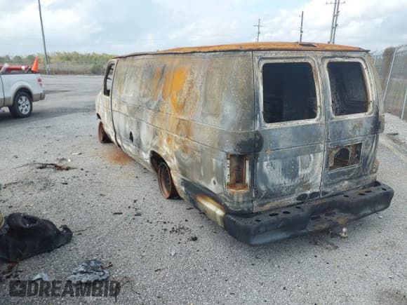 ✅ 2014 Ford Econoline Cargo Commercial • VIN: 1FTNS2EL8EDA21127 • Лот: 41107201. Опубликован ранее на IAAI с пробегом Не указан. Бесплатный доступ к архиву аукционных продаж из США и подробный отчёт об истории автомобиля на DreamBid. Изображение 3.