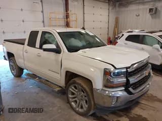 ✅ 2019 Chevrolet Silverado 1500 LT • VIN: 2GCVKPEC4K1195331 • Lot: 42615676. Wystawiony na IAAI z przebiegiem 61 232 mil. Bezpłatny archiwum sprzedaży aukcyjnych z USA i szczegółowy raport historii pojazdu na DreamBid. Zdjęcie 1.