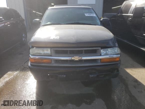 ✅ 2003 Chevrolet S-10 LS • VIN: 1GCDT19X638269446 • Лот: 77498724. Опубликован ранее на Copart с пробегом 286 713 миль. Бесплатный доступ к архиву аукционных продаж из США и подробный отчёт об истории автомобиля на DreamBid. Изображение 5.