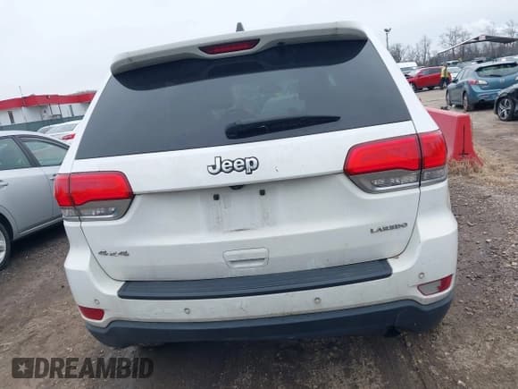 ✅ 2018 Jeep Grand Cherokee Laredo E • VIN: 1C4RJFAG6JC350543 • Лот: 43885813. Опубликован ранее на IAAI с пробегом 155 127 миль. Бесплатный доступ к архиву аукционных продаж из США и подробный отчёт об истории автомобиля на DreamBid. Изображение 16.