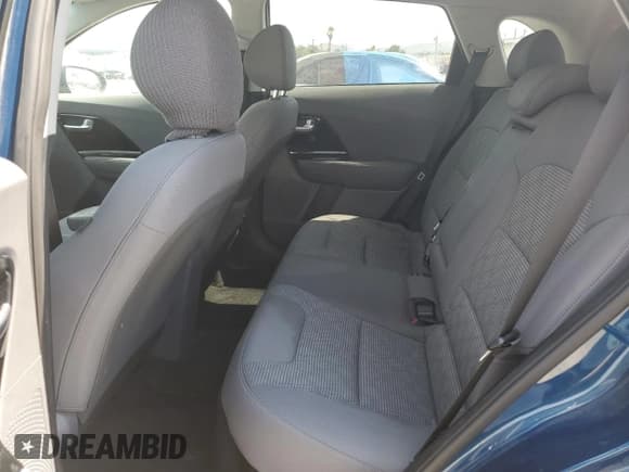 ✅ 2021 Kia Niro LXS • VIN: KNDCB3LC5M5464103 • Lot: 67671585. Wystawiony na Copart z przebiegiem 43 153 mil. Bezpłatny archiwum sprzedaży aukcyjnych z USA i szczegółowy raport historii pojazdu na DreamBid. Zdjęcie 10.