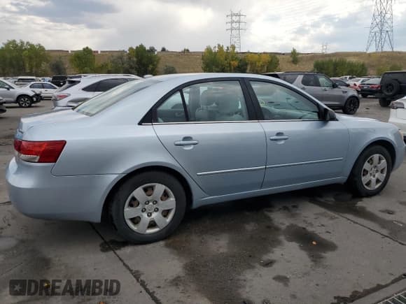 ✅ 2008 Hyundai Sonata GLS • VIN: 5NPET46CX8H380307 • Лот: 75085854. Опубликован ранее на Copart с пробегом 181 078 миль. Бесплатный доступ к архиву аукционных продаж из США и подробный отчёт об истории автомобиля на DreamBid. Изображение 3.