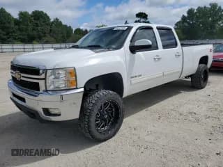 ✅ 2011 Chevrolet Silverado 2500HD LTZ • VIN: 1GC1KYCG6BF131875 • Lot: 68357145. Listed on Copart with 155,913 mi. Free auction sales archive from the USA and detailed vehicle history report at DreamBid. Image 1.