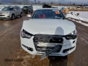 ✅ 2014 Audi S5 Premium Plus • VIN: WAUCGAFR3EA040611 • Lot: 95077545. Wystawiony na Copart z przebiegiem 81 588 mil. Bezpłatny archiwum sprzedaży aukcyjnych z USA i szczegółowy raport historii pojazdu na DreamBid. Zdjęcie 5.