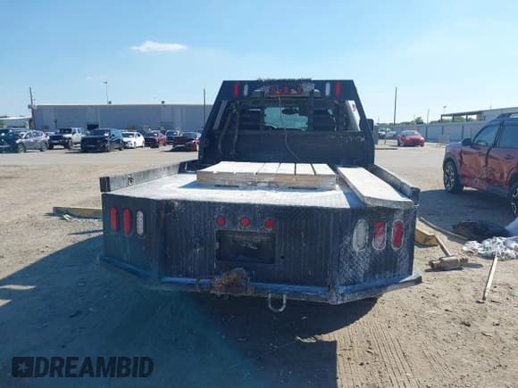 ✅ 2009 Chevrolet Silverado 2500HD • VIN: 1GCHC59K59E124924 • Лот: 43428375. Опубликован ранее на IAAI с пробегом 454 846 миль. Бесплатный доступ к архиву аукционных продаж из США и подробный отчёт об истории автомобиля на DreamBid. Изображение 15.