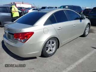 2014 Chevrolet Cruze 1LT с VIN 1G1PC5SB5E7346490, выставлен на аукционе IAAI как лот 43469826 с пробегом 128 975 миль миль и . История ставок и продаж доступна на DreamBid. Изображение 4.