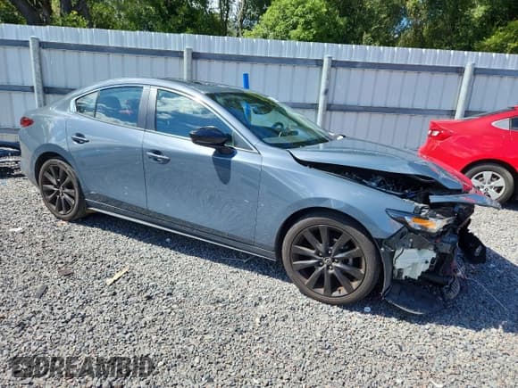 ✅ 2023 Mazda 3 S Preferred • VIN: 3MZBPACM6PM371760 • Lot: 84374645. Wystawiony na Copart z przebiegiem 164 841 mil. Bezpłatny archiwum sprzedaży aukcyjnych z USA i szczegółowy raport historii pojazdu na DreamBid. Zdjęcie 4.