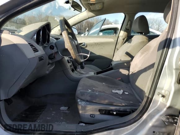 ✅ 2010 Chevrolet Malibu 1FL • VIN: 1G1ZA5E05AF193599 • Lot: 83136614. Listed on Copart with 160,541 mi. Free auction sales archive from the USA and detailed vehicle history report at DreamBid. Image 7.