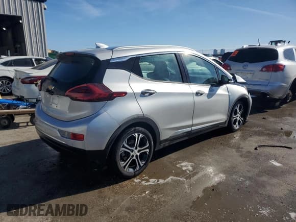 ✅ 2017 Chevrolet Bolt EV Premier • VIN: 1G1FX6S07H4182993 • Lot: 85681944. Wystawiony na Copart z przebiegiem 26 705 mil. Bezpłatny archiwum sprzedaży aukcyjnych z USA i szczegółowy raport historii pojazdu na DreamBid. Zdjęcie 3.