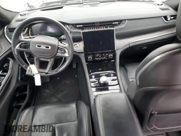 ✅ 2022 Jeep Grand Cherokee Overland • VIN: 1C4RJYD69N8716244 • Lot: 43249375. Listed on Copart with 21,240 mi. Free auction sales archive from the USA and detailed vehicle history report at DreamBid. Image 8.