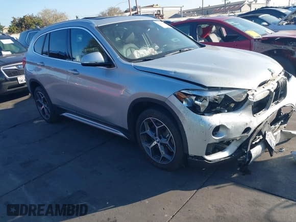 ✅ 2018 BMW X1 sDrive28i • VIN: WBXHU7C38J5L09275 • Лот: 43617091. Опубликован ранее на IAAI с пробегом 41 300 миль. Бесплатный доступ к архиву аукционных продаж из США и подробный отчёт об истории автомобиля на DreamBid. Изображение 1.