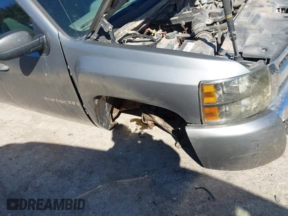 ✅ 2008 Chevrolet Silverado 1500 1LT • VIN: 2GCEC19C281158808 • Лот: 43539997. Опубликован ранее на IAAI с пробегом 181 333 миль. Бесплатный доступ к архиву аукционных продаж из США и подробный отчёт об истории автомобиля на DreamBid. Изображение 6.