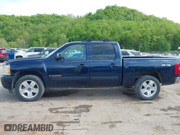 ✅ 2007 Chevrolet Silverado 1500 LTZ • VIN: 2GCEK13Y271519024 • Lot: 42160012. Listed on IAAI with 174,055 mi. Free auction sales archive from the USA and detailed vehicle history report at DreamBid. Image 15.