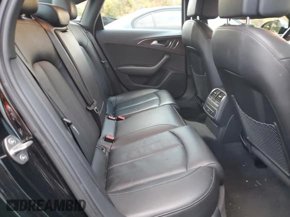 ✅ 2016 Audi A6 Premium • VIN: WAUFFAFC1GN186156 • Лот: 82650155. Опубликован ранее на Copart с пробегом 64 422 миль. Бесплатный доступ к архиву аукционных продаж из США и подробный отчёт об истории автомобиля на DreamBid. Изображение 11.