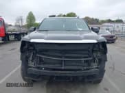 ✅ 2022 GMC Yukon XL SLE • VIN: 1GKS1FKD1NR320654 • Lot: 41922000. Wystawiony na IAAI z przebiegiem 92 121 mil. Bezpłatny archiwum sprzedaży aukcyjnych z USA i szczegółowy raport historii pojazdu na DreamBid. Zdjęcie 12.