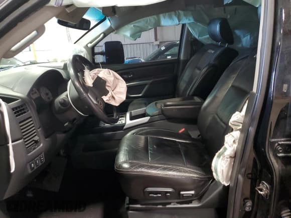 ✅ 2015 Nissan Titan SL • VIN: 1N6AA0ECXFN504360 • Lot: 54917955. Wystawiony na Copart z przebiegiem Nie podano. Bezpłatny archiwum sprzedaży aukcyjnych z USA i szczegółowy raport historii pojazdu na DreamBid. Zdjęcie 7.