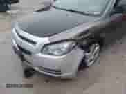 2010 Chevrolet Malibu 1LS с VIN 1G1ZB5EB6A4138069, выставлен на аукционе IAAI как лот 43388700 с пробегом 183 303 миль миль и . История ставок и продаж доступна на DreamBid. Изображение 6.