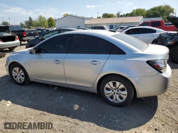 ✅ 2016 Chevrolet Cruze LS • VIN: 1G1PB5SH3G7177791 • Lot: 65584853. Listed on Copart with 95,982 mi. Free auction sales archive from the USA and detailed vehicle history report at DreamBid. Image 2.