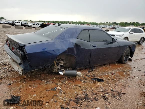 ✅ 2017 Dodge Challenger T/A 392 • VIN: 2C3CDZFJ9HH626048 • Lot: 54896805. Wystawiony na Copart z przebiegiem 95 339 mil. Bezpłatny archiwum sprzedaży aukcyjnych z USA i szczegółowy raport historii pojazdu na DreamBid. Zdjęcie 3.