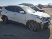 ✅ 2017 Hyundai Santa Fe 2.4L • VIN: 5NMZTDLB6HH009722 • Лот: 43566044. Опубликован ранее на Copart с пробегом 110 305 миль. Бесплатный доступ к архиву аукционных продаж из США и подробный отчёт об истории автомобиля на DreamBid. Изображение 4.