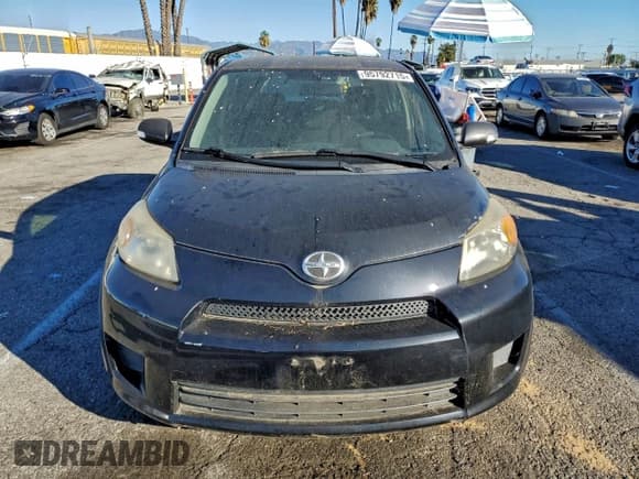 ✅ 2009 Scion xD • VIN: JTKKU10499J047730 • Lot: 95792715. Wystawiony na Copart z przebiegiem 182 915 mil. Bezpłatny archiwum sprzedaży aukcyjnych z USA i szczegółowy raport historii pojazdu na DreamBid. Zdjęcie 5.