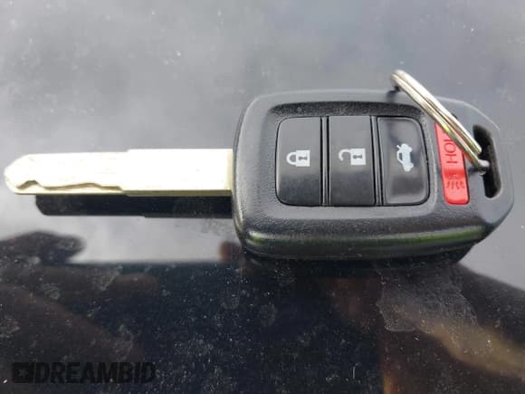 ✅ 2019 Honda Civic LX • VIN: 2HGFC2F68KH511559 • Lot: 43460821. Listed on IAAI with 64,419 mi. Free auction sales archive from the USA and detailed vehicle history report at DreamBid. Image 11.