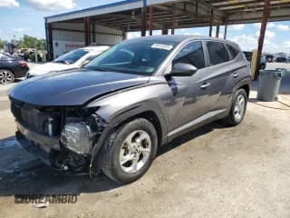 ✅ 2022 Hyundai Tucson SE • VIN: KM8JA3AE4NU020888 • Lot: 84444925. Wystawiony na Copart z przebiegiem 71 705 mil. Bezpłatny archiwum sprzedaży aukcyjnych z USA i szczegółowy raport historii pojazdu na DreamBid. Zdjęcie 1.