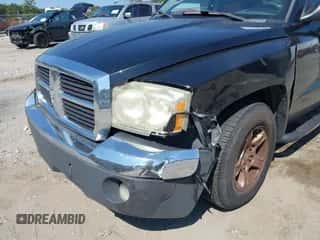 2005 Dodge Dakota SLT с VIN 1D7HE48N25S142458, выставлен на аукционе IAAI как лот 43213106 с пробегом 196 705 миль миль и . История ставок и продаж доступна на DreamBid. Изображение 6.