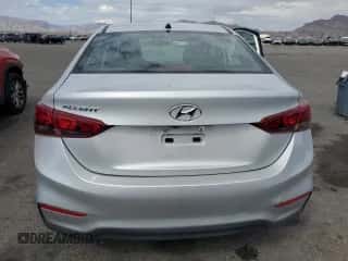 2022 Hyundai Accent SE z VIN 3KPC24A68NE154925, wystawiony jako Copart lot #86177935 z przebiegiem 27 744 mil mil oraz Szkoda całkowita • Salvage title. Historia ofert i sprzedaży dostępna na DreamBid. Obrazek 6.