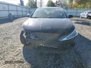 ✅ 2019 Hyundai Elantra SE • VIN: KMHD74LF4KU850628 • Lot: 86895015. Listed on Copart with 18,382 mi. Free auction sales archive from the USA and detailed vehicle history report at DreamBid. Image 14.