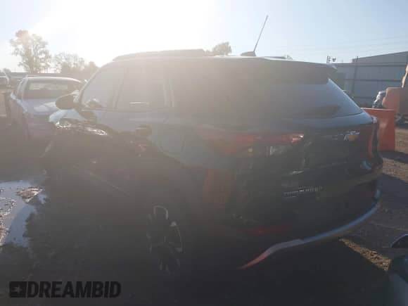 2023 Chevrolet TrailBlazer LT с VIN KL79MRSL3PB187253, выставлен на аукционе IAAI как лот 43420487 с пробегом 33 614 миль миль и . История ставок и продаж доступна на DreamBid. Изображение 3.