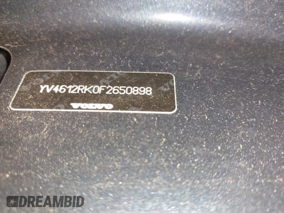 ✅ 2015 Volvo XC60 T5 • VIN: YV4612RK0F2650898 • Lot: 43752411. Wystawiony na IAAI z przebiegiem 112 639 mil. Bezpłatny archiwum sprzedaży aukcyjnych z USA i szczegółowy raport historii pojazdu na DreamBid. Zdjęcie 9.